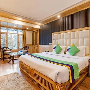 Hotel Treebo Greenland, Mall Road Shimla